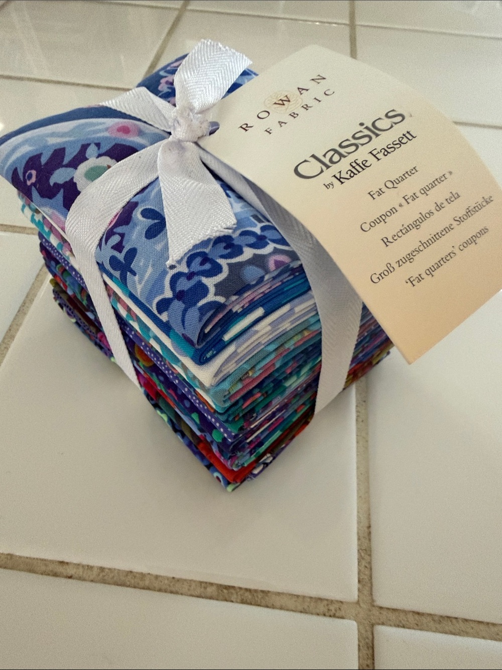 Kaffe Fassett Multicolor woven stripe Fabric Bundle - 15 fat quarter bundle 🐈‍⬛